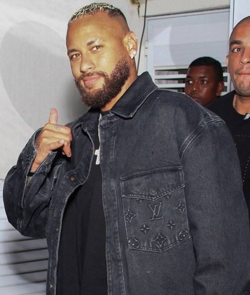 Neymar, con varios kilos de más.