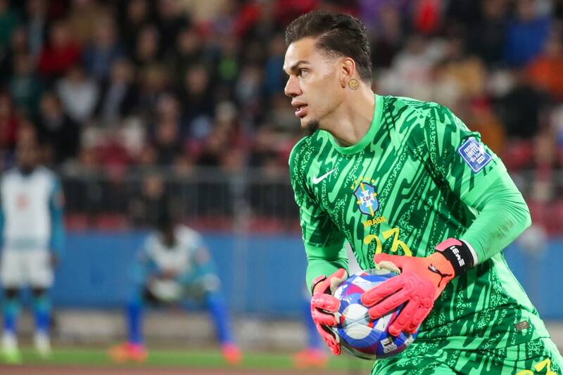 le dedicó buenas palabras a Claudio Bravo.