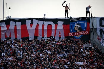 Hinchas de Colo Colo fueron vetados oficialmente de Buenos Aires: ¿Hasta cuándo durará el castigo?