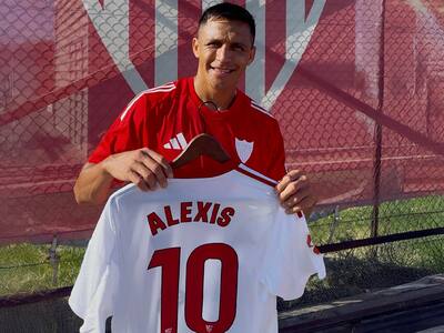 Menos que Vidal y a la par de Medel y Aránguiz: el nuevo sueldo de Alexis Sánchez ya no es una traba para su regreso a Chile
