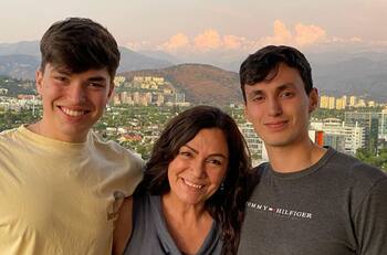 Emocionada en Estados Unidos: Solange Lackington celebra con orgullo el logro académico de su hijo, Martín Castillo