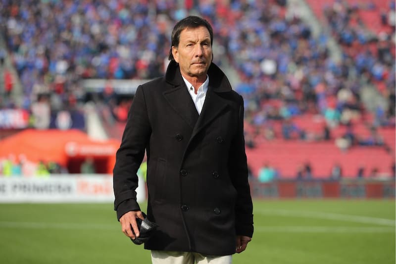 El entrenador chileno entregó un detallado análisis de la actividad. ¿Técnicos chilenos vs. extranjeros? Eso y más bajo la lupa del Nano. Foto: Agencia Aton.