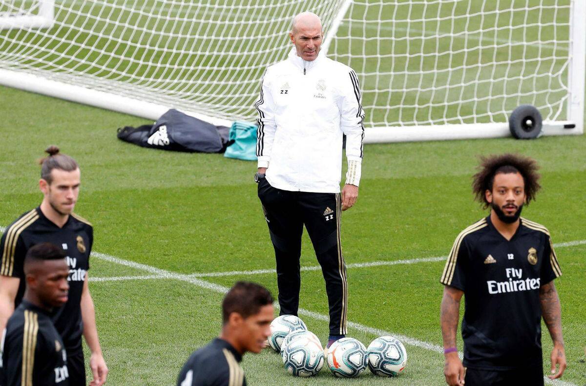 Zidane trabaja con plantel casi completo de cara al Clásico ante Barcelona