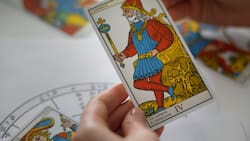 Tarot para este lunes 9 de Octubre: Las cartas están sobre la mesa