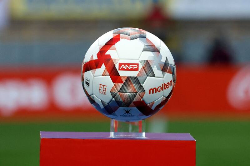 Nuevas reprogramaciones afectaron a la U y Colo Colo