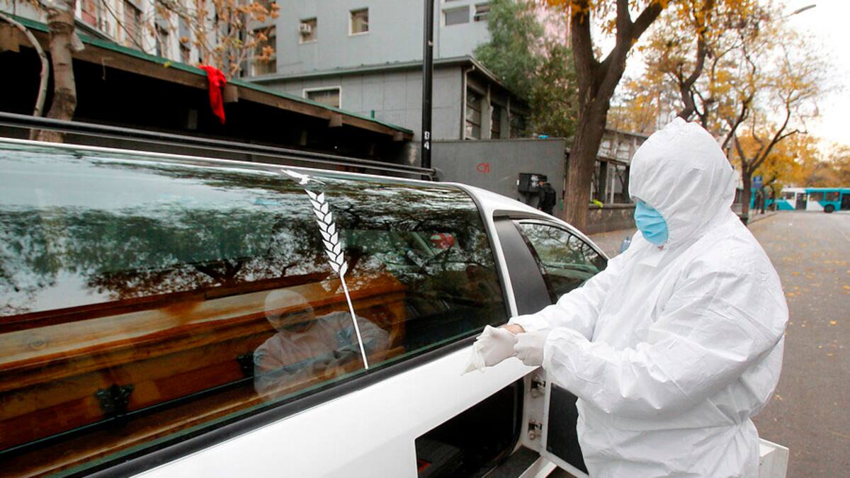 Minsal: 98 muertos por covid-19 y un total de 8.347 de acuerdo al DEIS