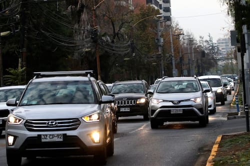Restricción Vehicular 2025: Revisa qué autos no podrán circular este viernes 9 de mayo