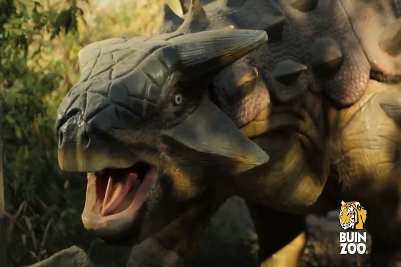 Sumérgete en un viaje al pasado en el DinoParque de Buin Zoo.