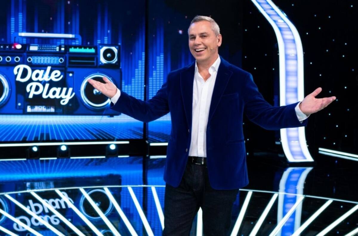 "Hecha con amor": José Miguel Viñuela reacciona al regreso de "Dale Play" a Mega