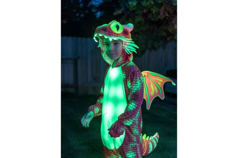 Es un disfraz entretenido y original.
Créditos: Pinterest.