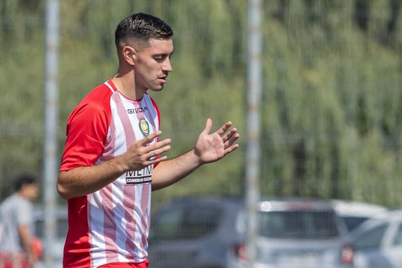 El defensor en su paso por Deportes Linares. Foto: David Tati.