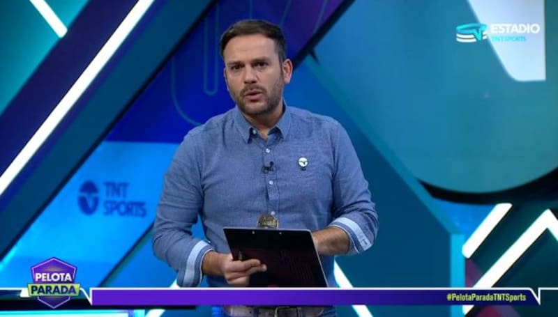 El relator con más experiencia que tiene TNT Sports.