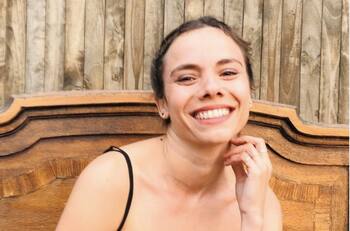 "Contra viento y marea": María Gracia Omegna enterneció las redes al compartir foto con su hija, Anka, subiendo una empinada cumbre