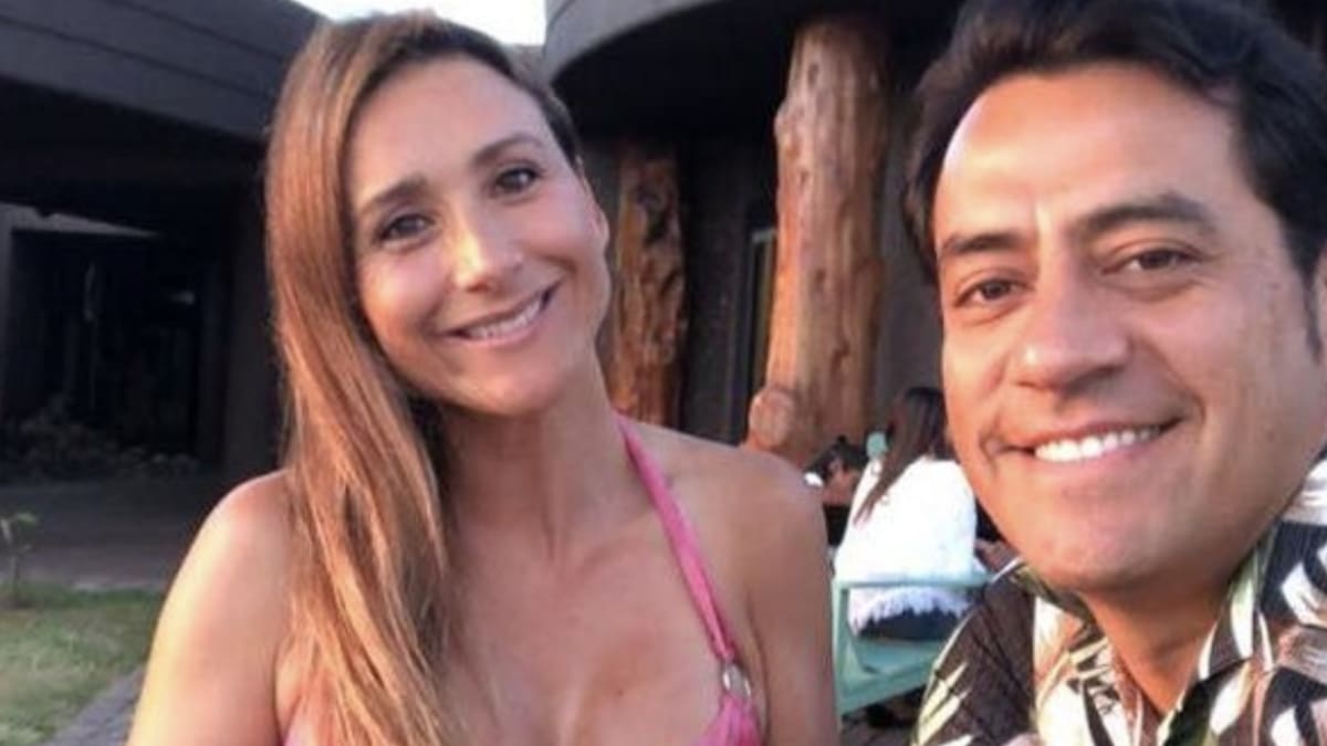 "Hemos llegado": Fran Ayala y Hotuiti Teao lograron aterrizar a Isla de Pascua tras complicadas fallas en su vuelo
