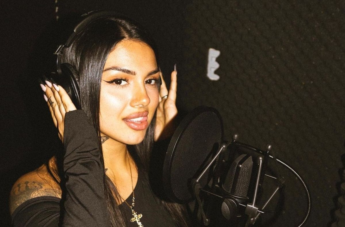 Quién es Mariana Bfly, maquilladora profesional, cantante urbana y pareja de Young Cister