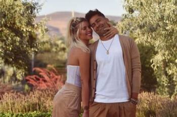 "Siempre quise estar en un coro navideño": Coté López celebra una especial Navidad junto a Luis Jiménez y sus hijos en Dubái