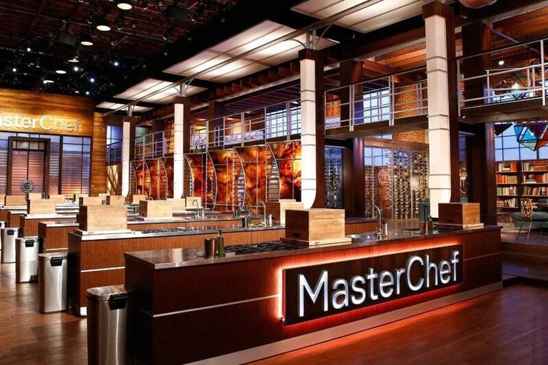 vuelve a las pantallas de TVN y ya tendría animadora.