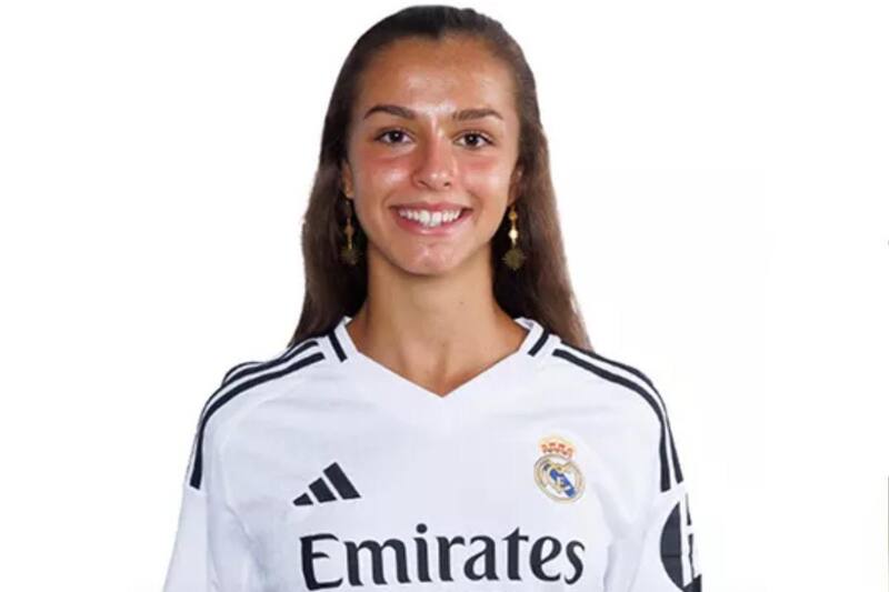 La futbolista del Real Madrid tiene pasaporte chileno.