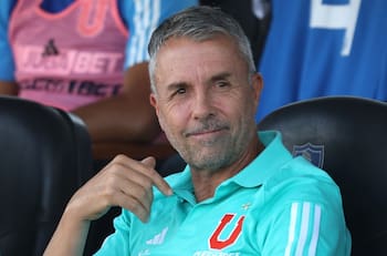 Celebra Álvarez: a la U le cayó plata del cielo que puede ser ocupada para refuerzos