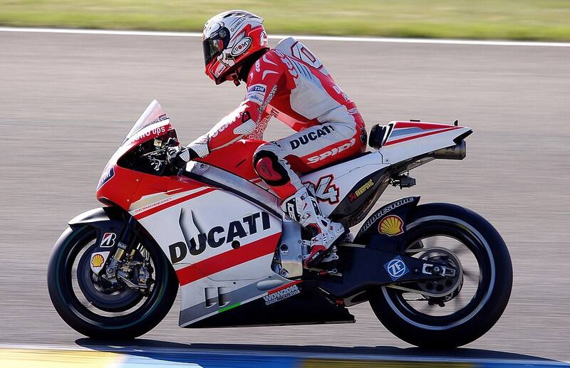 "Uno de los hitos deportivos que más me ha emocionado ha sido Mugello en 2011, con Andrea Dovizioso", evoca Lizama.