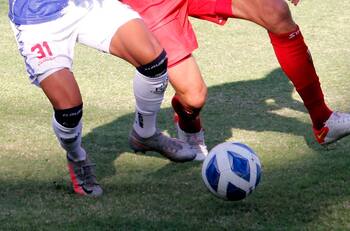 Casi elimina a la U de Copa Chile: Deportes Concepción oficializó a su nuevo DT