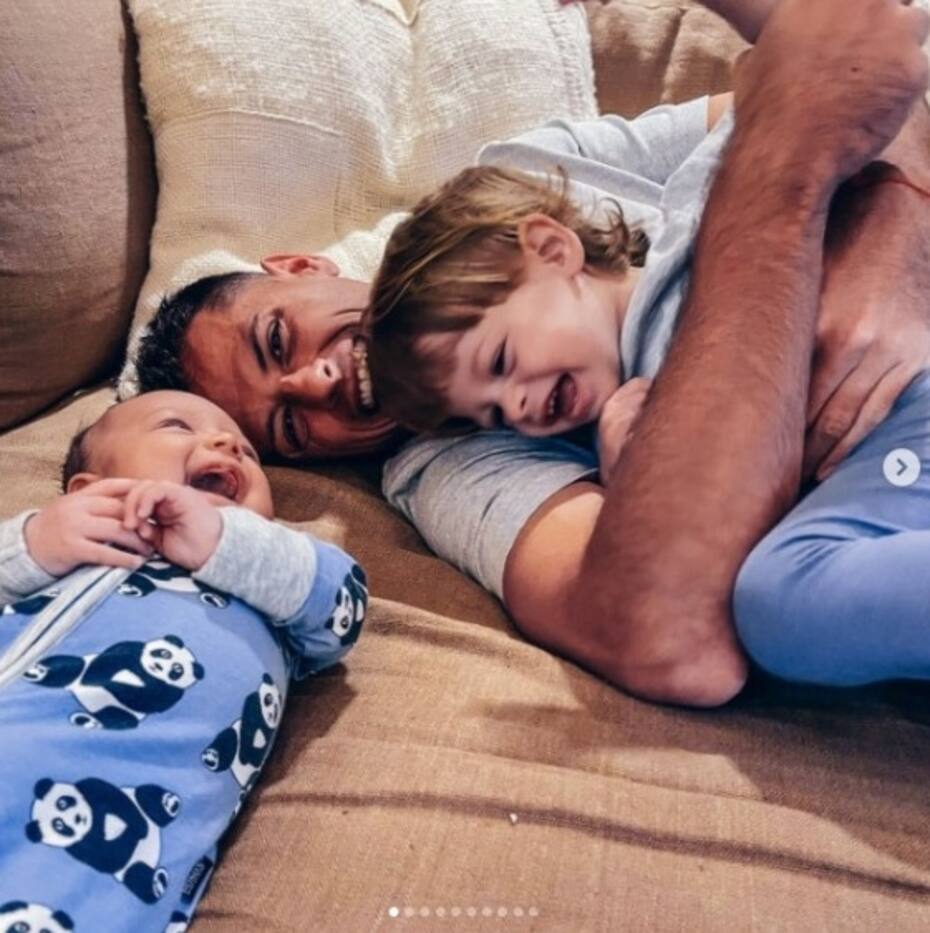 El futbolista y Sarah Kohan comparten dos hijos: Noah y Nala - Créditos: Instagram @ch14_
