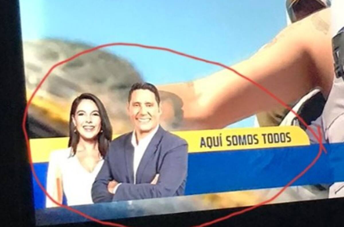 Francisco Saavedra responde a crítica por aparecer en foto delante de Ángeles Araya