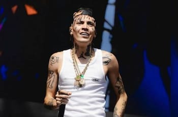 ¿Cuál es el origen del conflicto entre Marcianeke y Bomberos de Nacimiento?