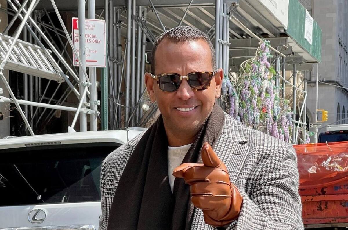 Alex Rodríguez se mostró disfrutando de su soltería en paradisíacas costas francesas tras su ruptura con Jennifer López