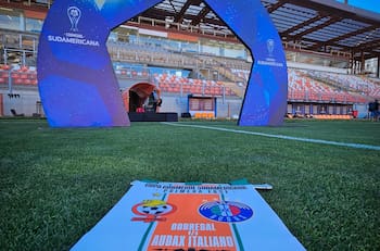 VIDEO | ¡No se puede creer! El apagón que tiene momentáneamente suspendido el Cobresal vs. Audax por Sudamericana