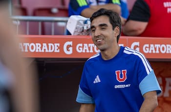 Con dos cambios: la formación que prepara Paqui Meneghini para la visita de la U a Huachipato