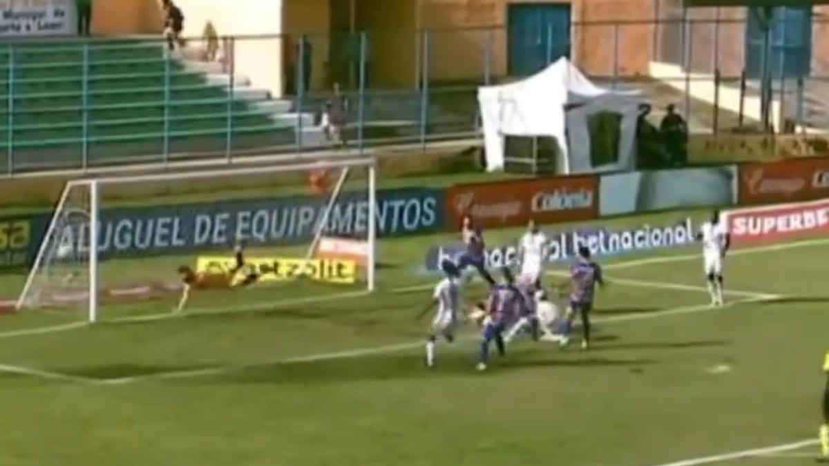 Reproducción de video del gol de Benjamín Kuscevic en Fortaleza.
