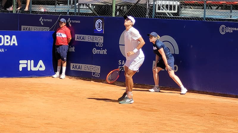 El tenista nacional quedó eliminado del ATP 250 de Córdoba.
