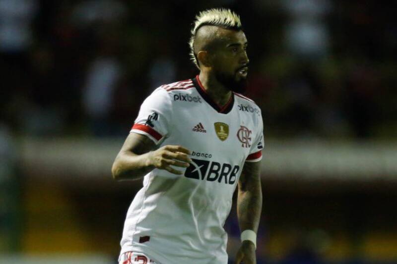 Arturo Vidal en el partido del Flamengo ante Volta Redonda por el Campeonato Carioca.