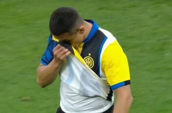 Rivales de Alexis en el Inter de Milán están aprovechando con todo esta fecha de Eliminatorias
