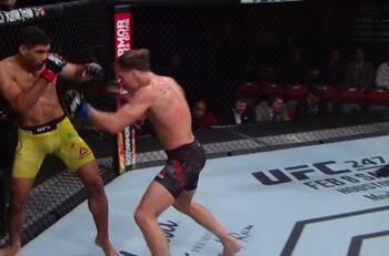 El nocaut letal con un rodillazo que se dio en la primera pelea del UFC Raleigh