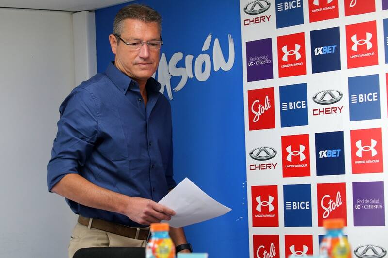 El gerente deportivo de la UC deberá resolver la situación de Franco Di Santo. Foto: Agencia Aton.