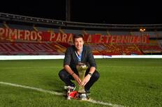 “Chile es una liga ordenada... uno siempre apunta a dirigir en un equipo grande”