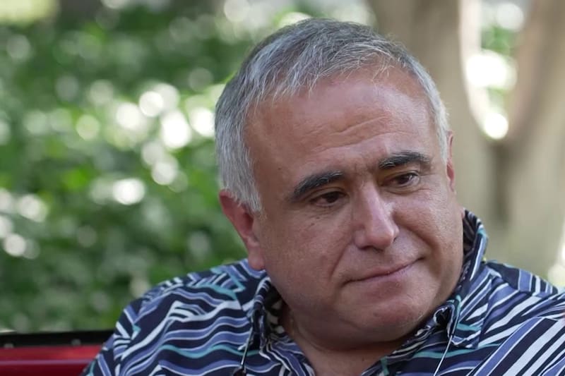 Doctor Ugarte presenta a Nicolas, su hijo mayor en “Buenas Noches a Todos”