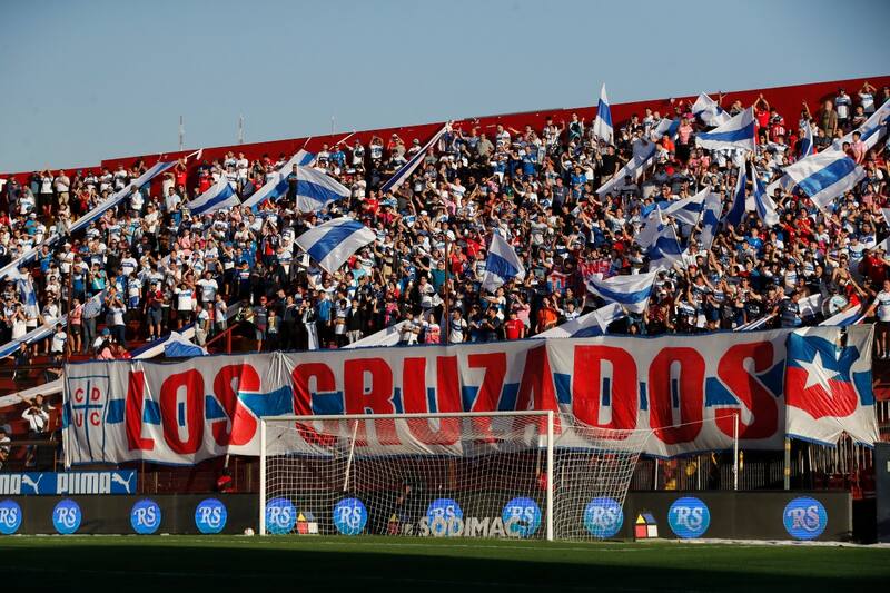 Hinchas de la UC en el Estadio Santa Laura. Foto: Agencia Aton.
