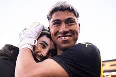 “Brayan Cortés está contento en Uruguay; le gustaría seguir en Peñarol y no volver a Colo Colo”