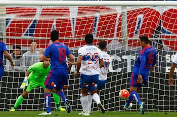 “La hinchada de la U es fiel, apasionada y va a todos lados; es una pena que no esté el domingo en el Claro Arena”