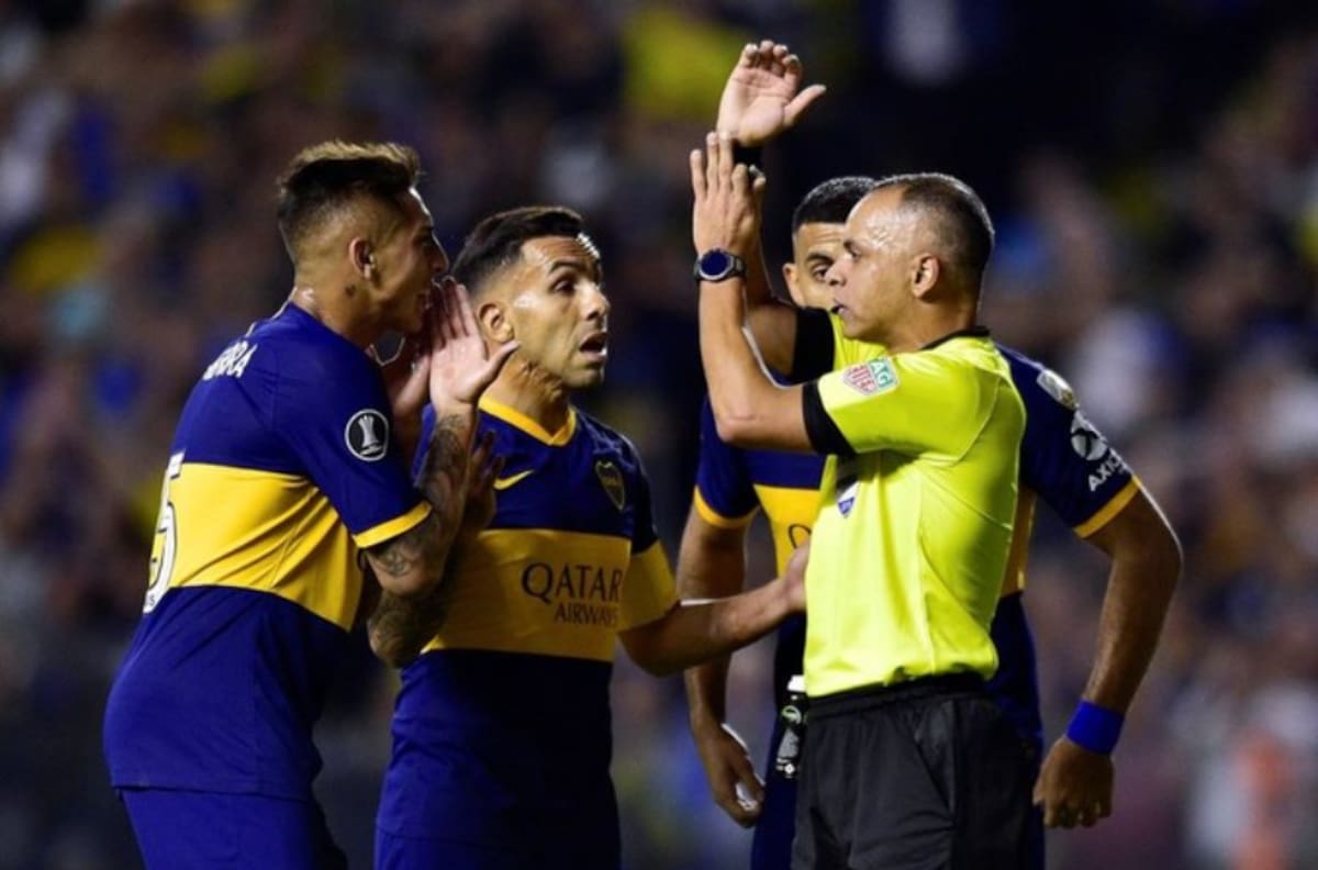 Revelan audio del VAR durante gol anulado a Boca Juniors en semifinal de Libertadores