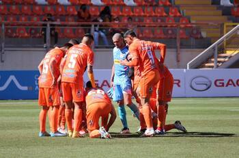 Cobreloa es un polvorín: dirigencia le comunicó a Emiliano Astorga que no habrán refuerzos