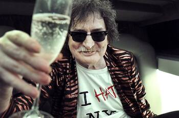 Para celebrar sus 70 años: Diez canciones que convirtieron a Charly García en ícono del rock latino