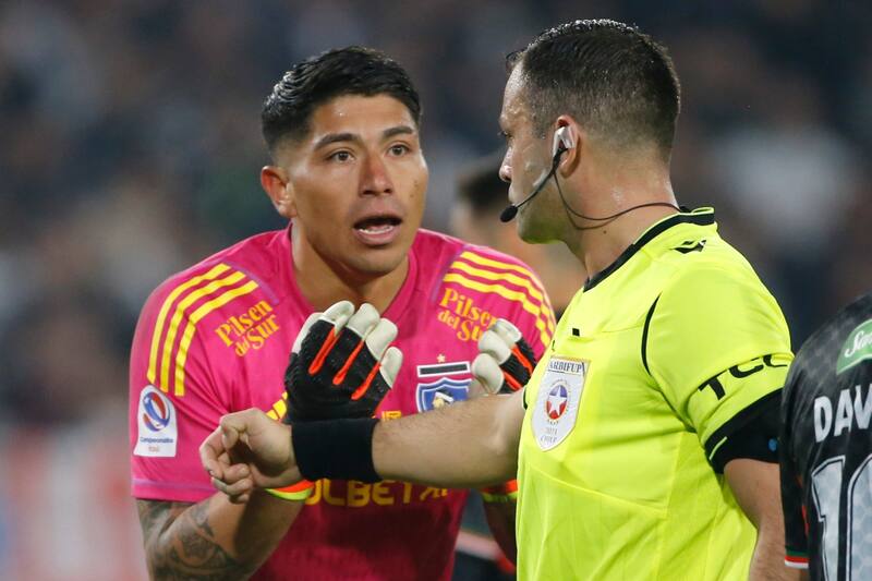 Brayan Cortés recibió tres fechas de suspensión tras los incidentes en el partido entre Colo Colo y Unión Española