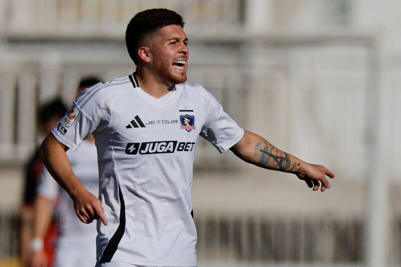 no está del todo contento en Colo Colo. Foto: Aton