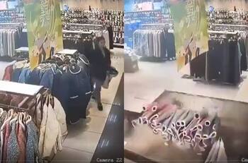 VIDEO | Mujer es tragada por socavón dentro de una tienda en China