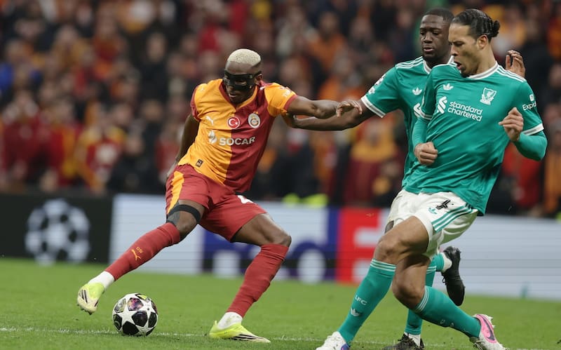 Los ingleses tendrán que revertir el 0-1 de la ida, ahora jugando en Anfield. Foto: Agencia EFE.