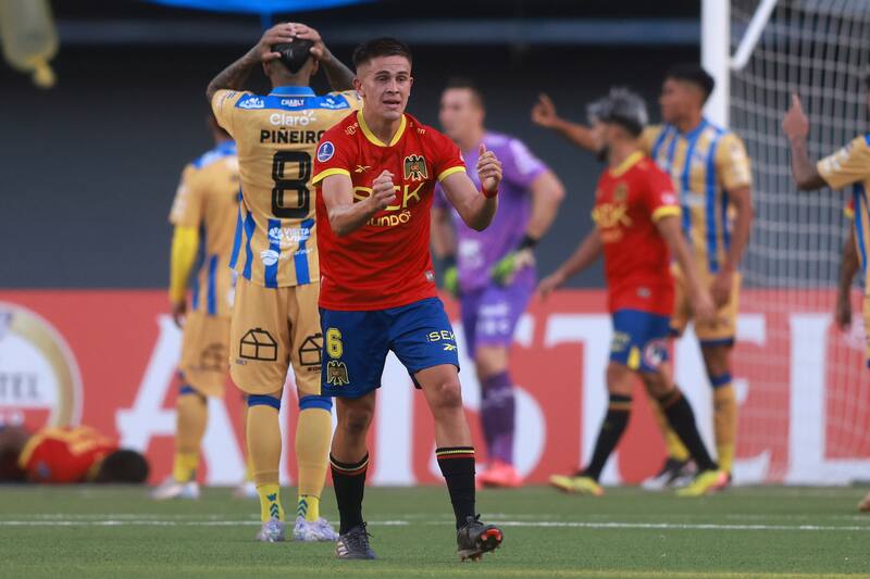 Los Hispanos eliminaron a los Ruleteros en la fase previa de la Copa Sudamericana. Foto: Felipe Zanca/Photosport